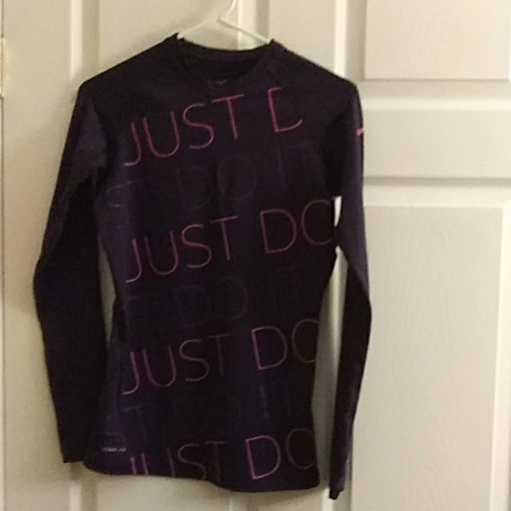 Nike dri-fit workout top